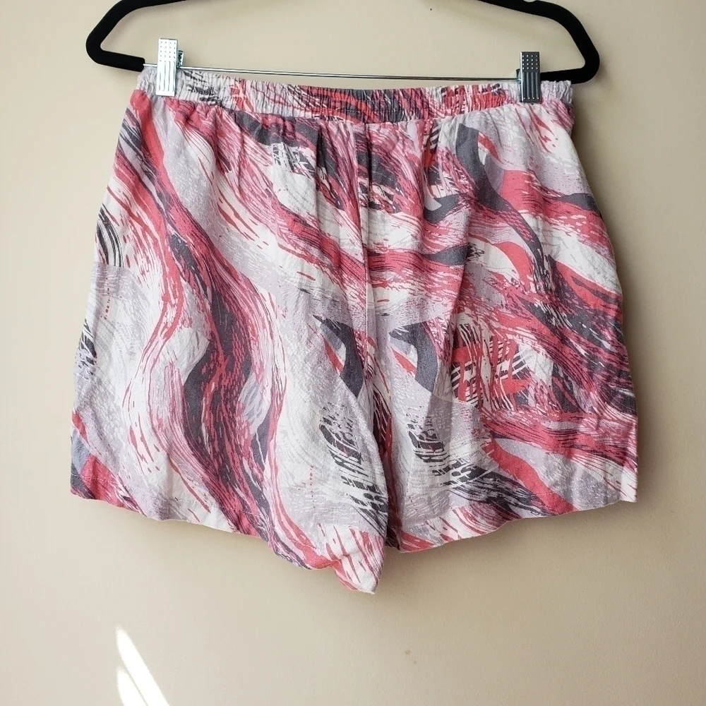 FOR CYNTHIA Floral Summer Shorts - Picture 3 of 4